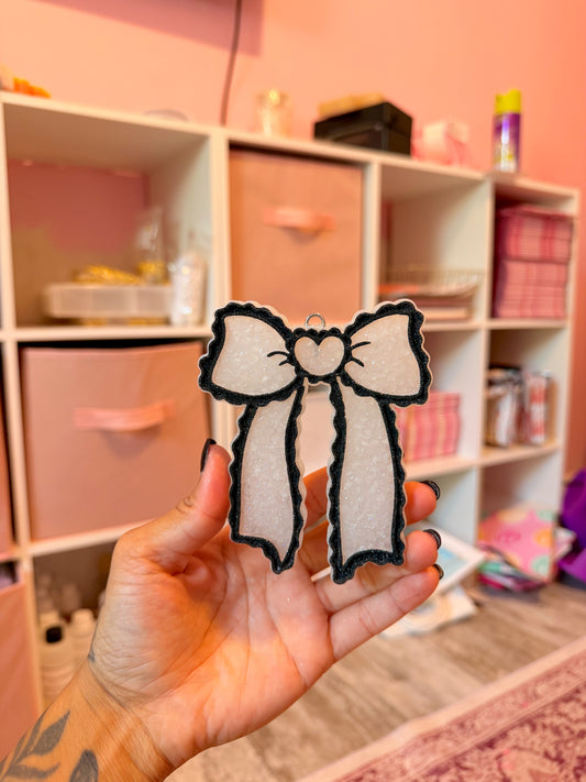 Black Preppy Bow - Leaves